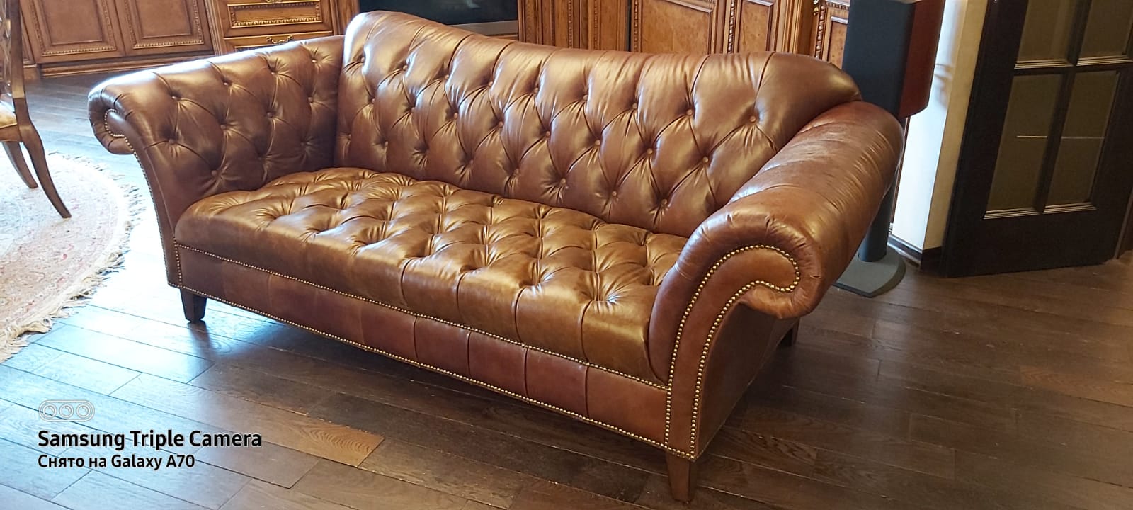 Перетяжка дивана. Сенгилей